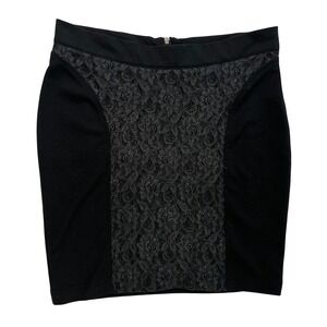 Heart Crush Black Floral Lace Bodycon Mini Skirt Metallic Accent Small Back Zip